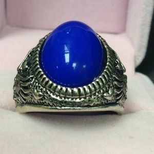 Silver with blue stone exotic silver ring Sz 11